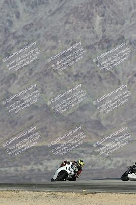 media/Dec-07-2025-CVMA (Sun) [[3e7d2de5dc]]/Race 7-Formula Lightweight Twins Shootout/